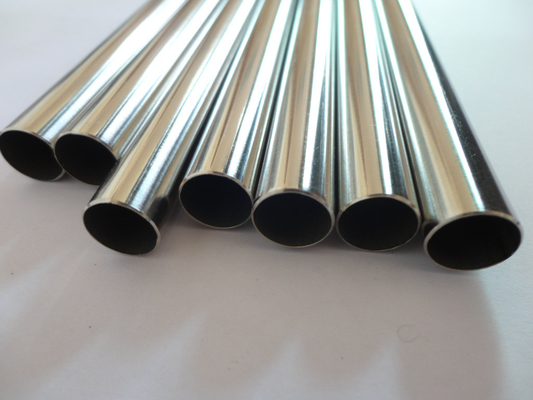 AISI 410 420 430 SMLS سمك الحائط 10mm 8mm أنابيب الفولاذ المقاوم للصدأ المطاطية ساخنة / باردة